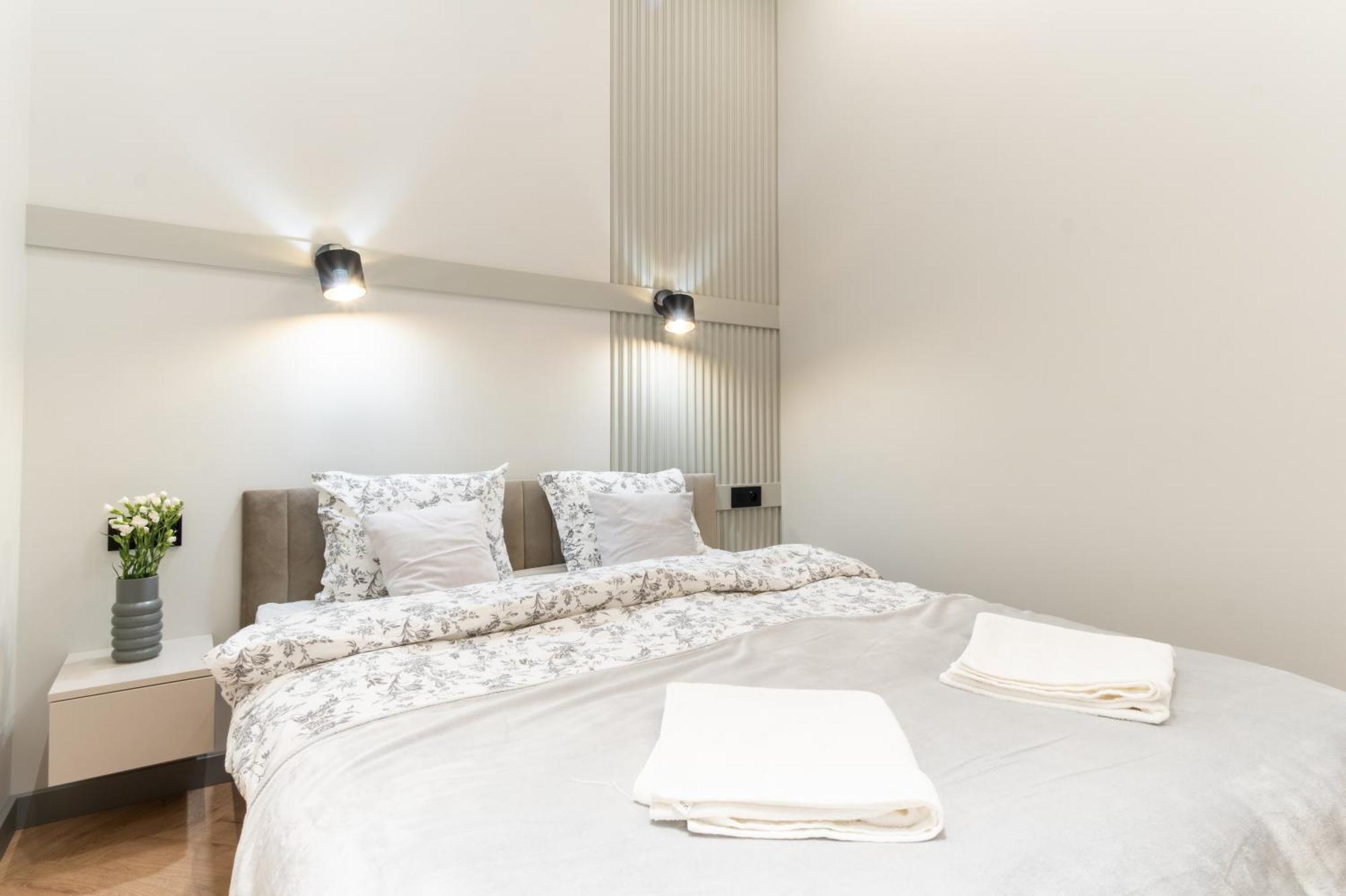 Charm & Comfort Renovated Gem In Old Town Sarego Apt B Kraków Zewnętrze zdjęcie